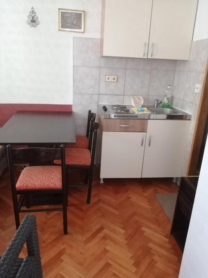 Apartment Filip Vrbnik Kültér fotó