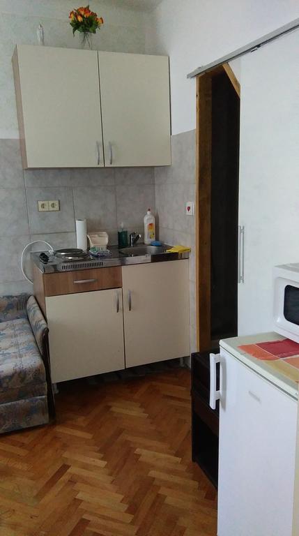 Apartment Filip Vrbnik Kültér fotó